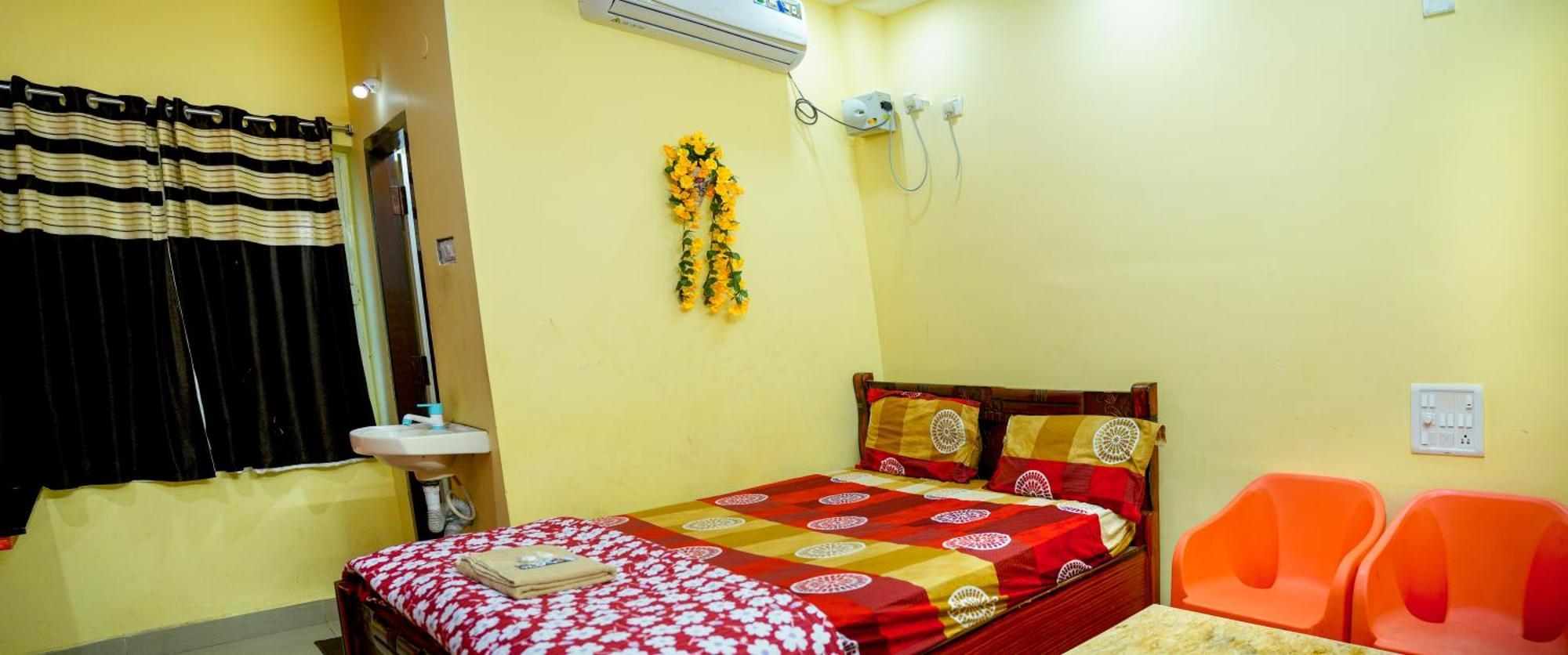Lotus Pond Resort & Spa Bapatla Bagian luar foto